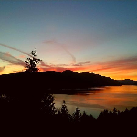 Sechelt Inlet B&B Bagian luar foto
